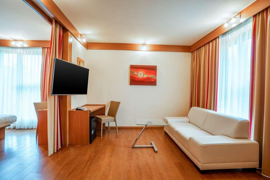 ホテル Plaza Premium カールスルーエ 部屋 写真