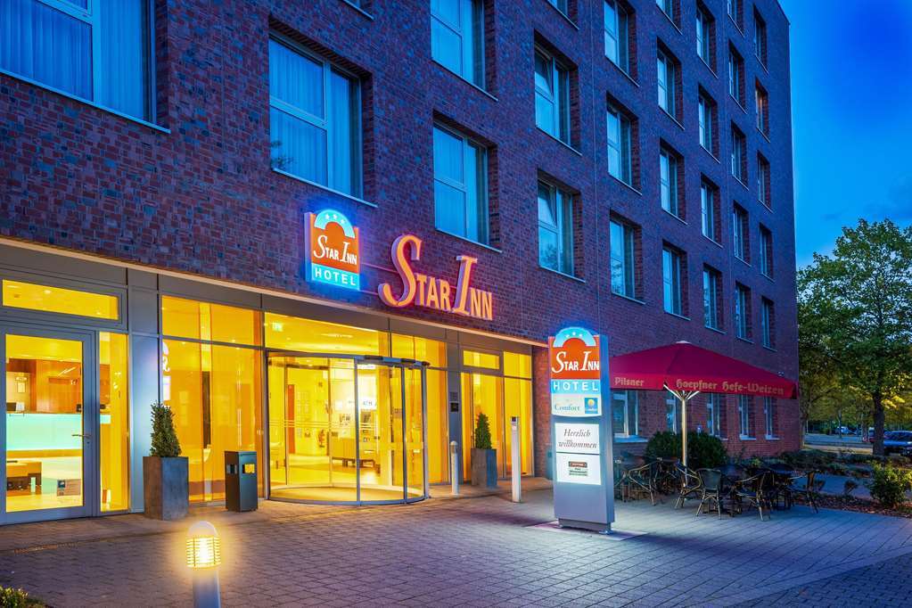 ホテル Plaza Premium カールスルーエ エクステリア 写真