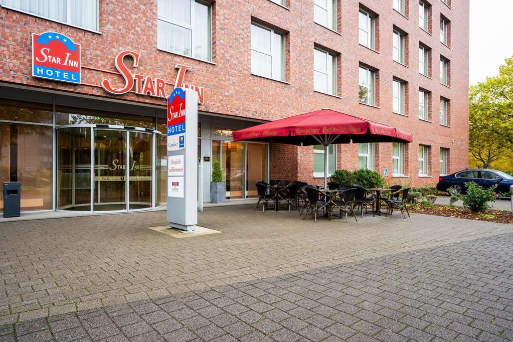 ホテル Plaza Premium カールスルーエ エクステリア 写真
